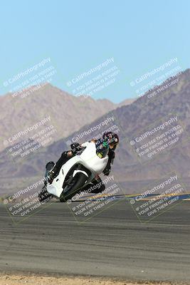 media/Feb-12-2022-SoCal Trackdays (Sat) [[3b21b94a56]]/Turn 9 Set 1 (1130am)/